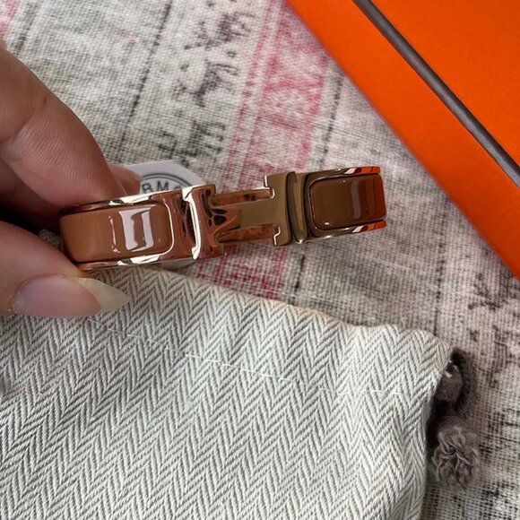 Hermes Clic H Bracelet Tan